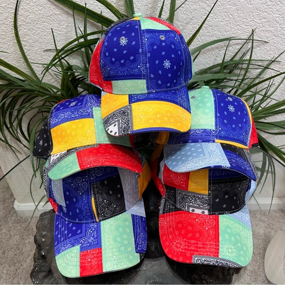 🧢NWOT🧢 Soft Comfortable Bandana Adjustable Velcro Baseball Style Cap - Picture 1 of 11